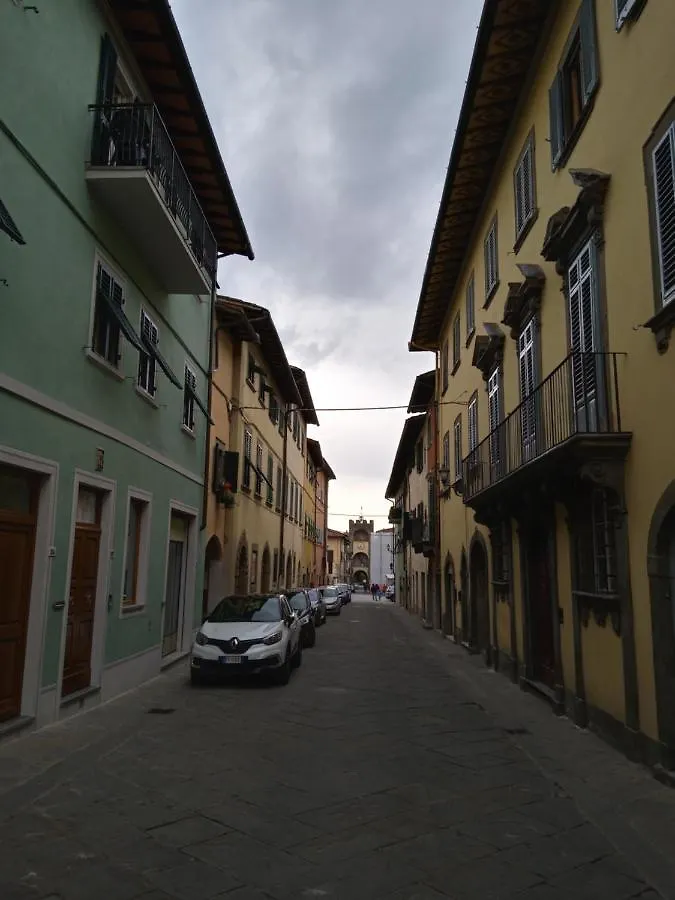 Butterfly House - Castelfranco Di Sopra Apartment 0*,  Italy